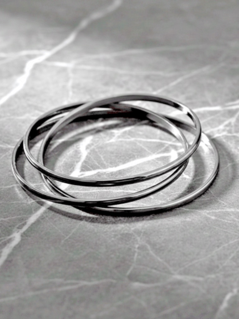 Womens Stainless Steel Interlocking Silver Bangle Bracelet